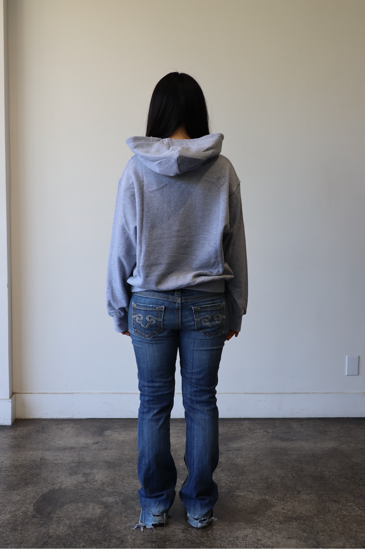 HEATHER GRAY SKULL HOODIE